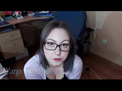 ❤️ Sexy jente med briller suger dildo dypt på kamera ❌ Jævla video ved no.friendmap.top ❤